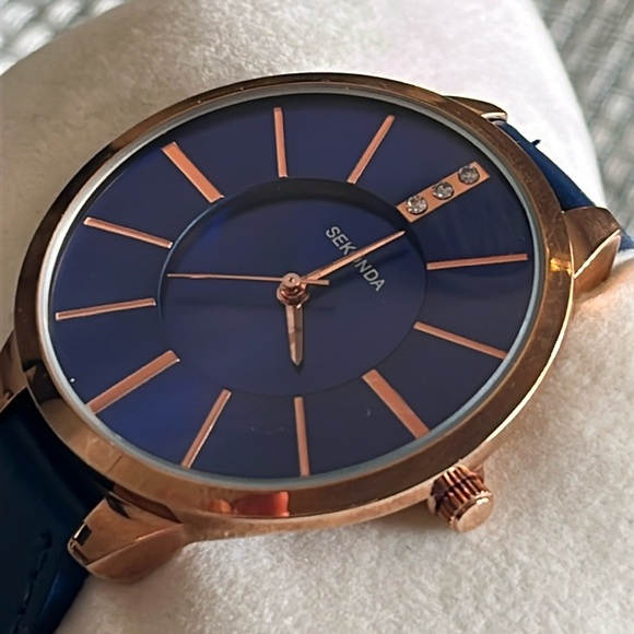 Sekonda Ladies Watch - Picture 2 of 7